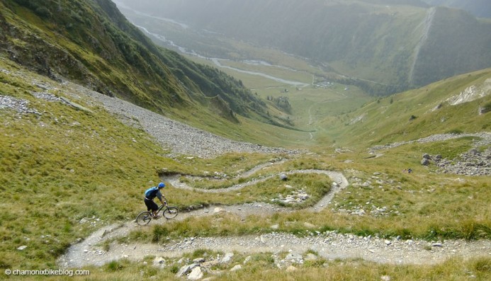 Tricot two Would this view tempt you into finishing lunch and getting back on the bike?