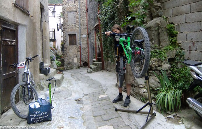 Coupe du France Enduro Series round 1, Blausasc Is fixing bikes in YOUR garden as photogenic as this? Last chance to prep the bikes.